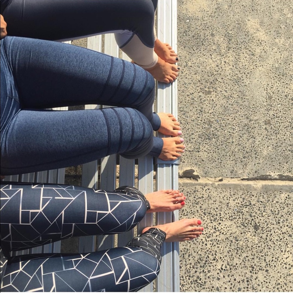 🚫SOLD🚫Heather navy moto leggings